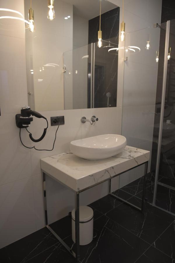 Atmosfera Apartament 1 I 2 บิโตฟ ภายนอก รูปภาพ